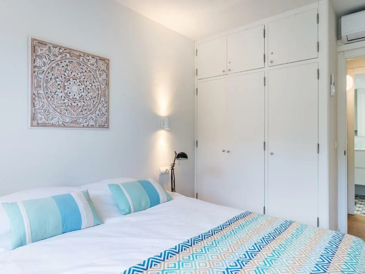 Apartamento La Vie En Rouge Sa Riera Duplex, Private Parking Begur España